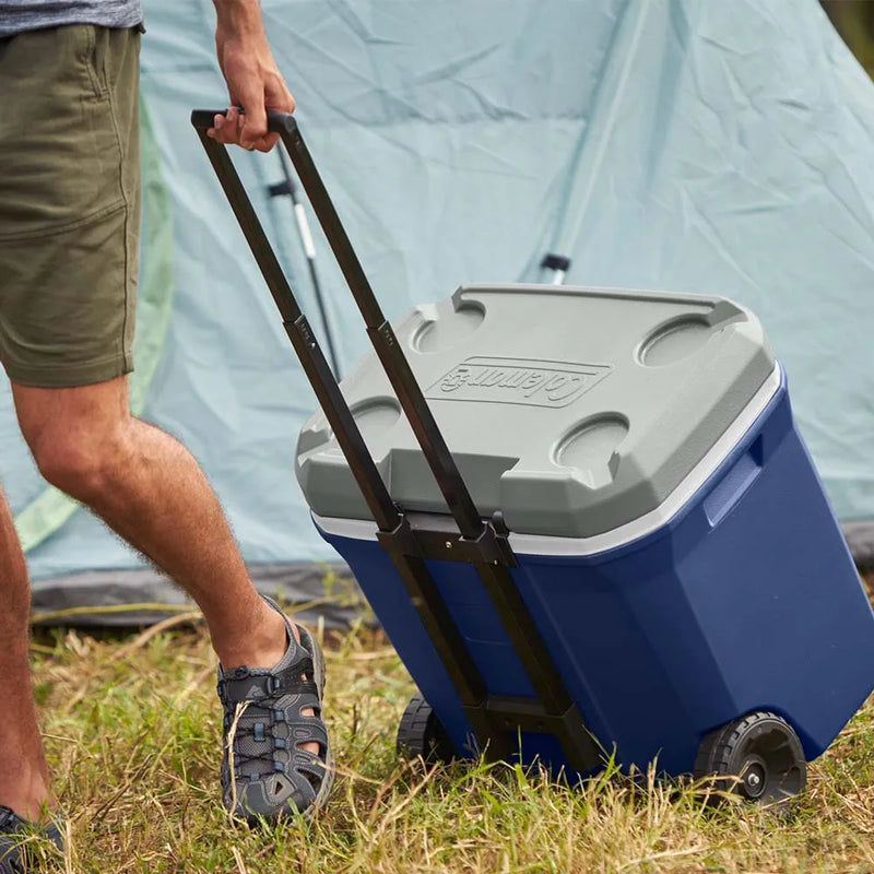 Caixa Térmica com Rodas 61,5L Lakeside Coleman